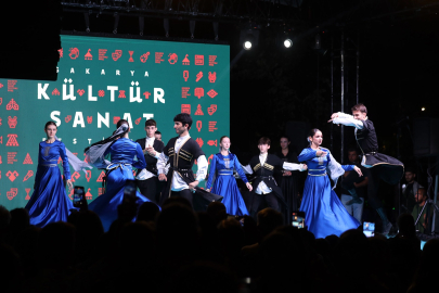 Sakarya Kültür Sanat Festivali’nde Kafkas ve İç Anadolu Buluşması Coşkusu