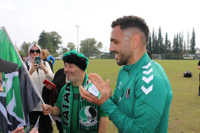 Engelsiz Hobi Atölyesi Öğrencilerinden Sakaryaspor’a Moral Ziyareti