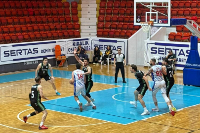 Büyükşehir Basketbol Namağlup Serisini 4 Maça Çıkardı