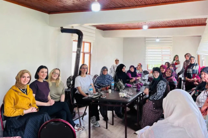 Sakarya Büyükşehir Belediyesi ‘Kadın Kadına’ Projesiyle Taraklı’da